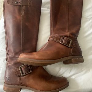 Timberland brown leather NWOT boots